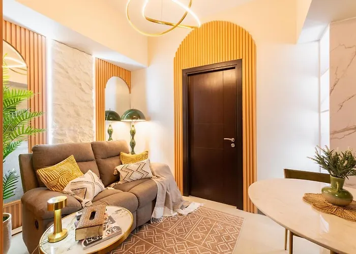Apartment Cozy Modern Organic 1br With Washer And Wifi Near Bgc
