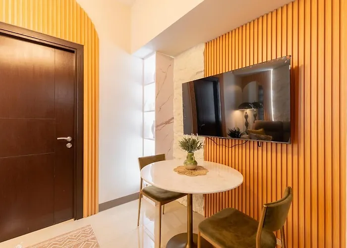 Cozy Modern Organic 1br With Washer And Wifi Near Bgc Apartment *