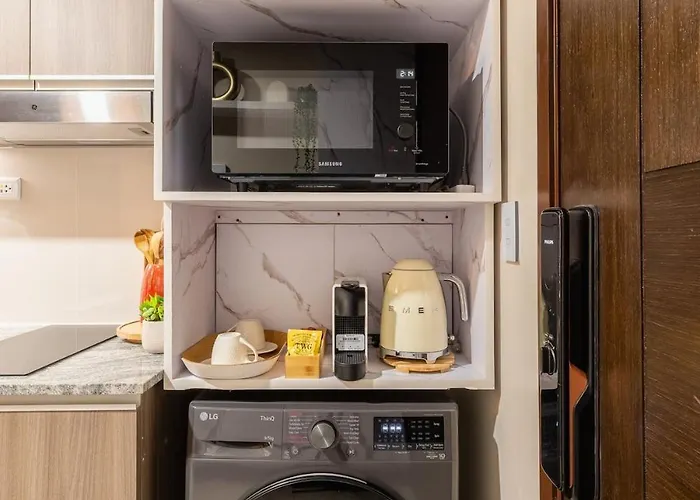 Cozy Modern Organic 1br With Washer And Wifi Near Bgc Apartment