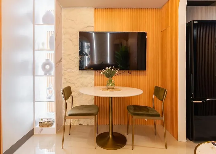 Cozy Modern Organic 1br With Washer And Wifi Near Bgc