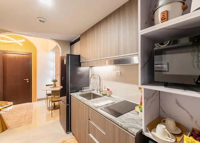 Apartment Cozy Modern Organic 1br With Washer And Wifi Near Bgc