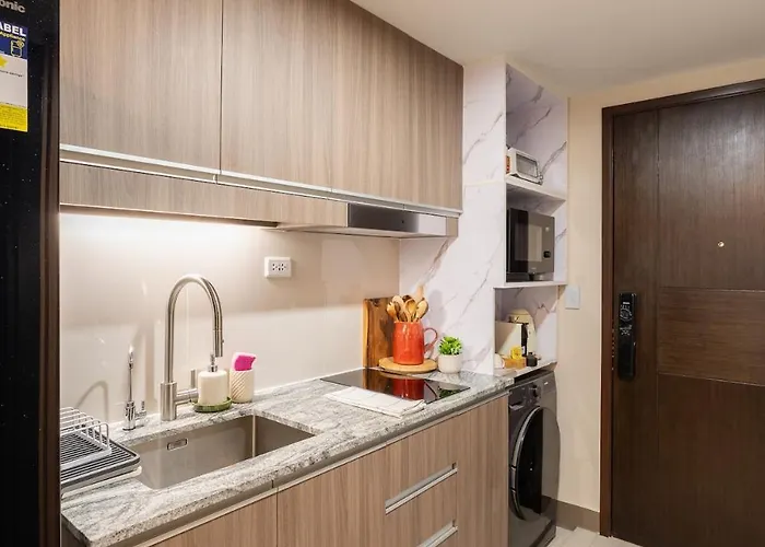 Cozy Modern Organic 1br With Washer And Wifi Near Bgc * Manila