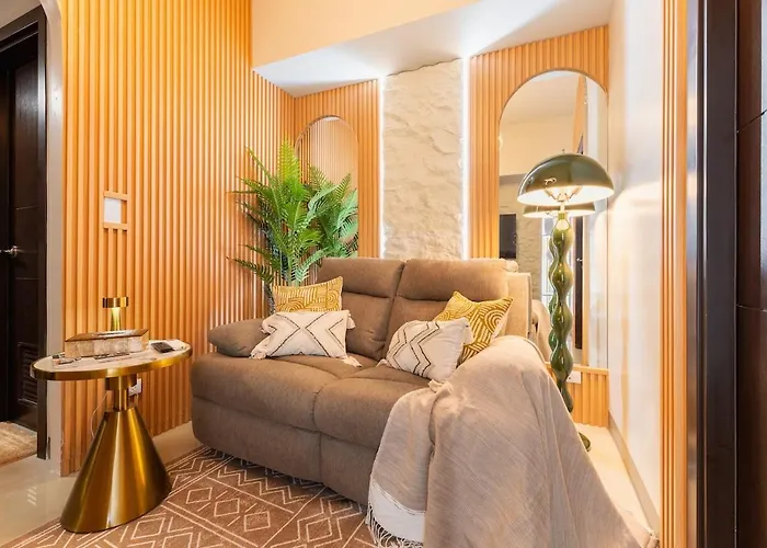 Apartment Cozy Modern Organic 1br With Washer And Wifi Near Bgc