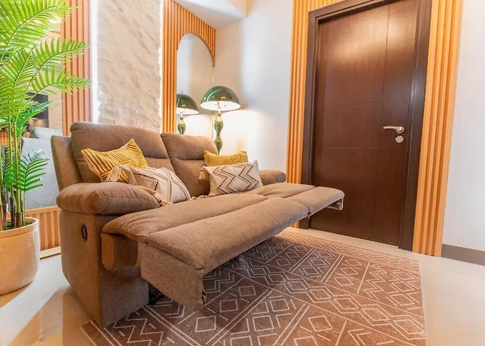 Apartment Cozy Modern Organic 1br With Washer And Wifi Near Bgc *